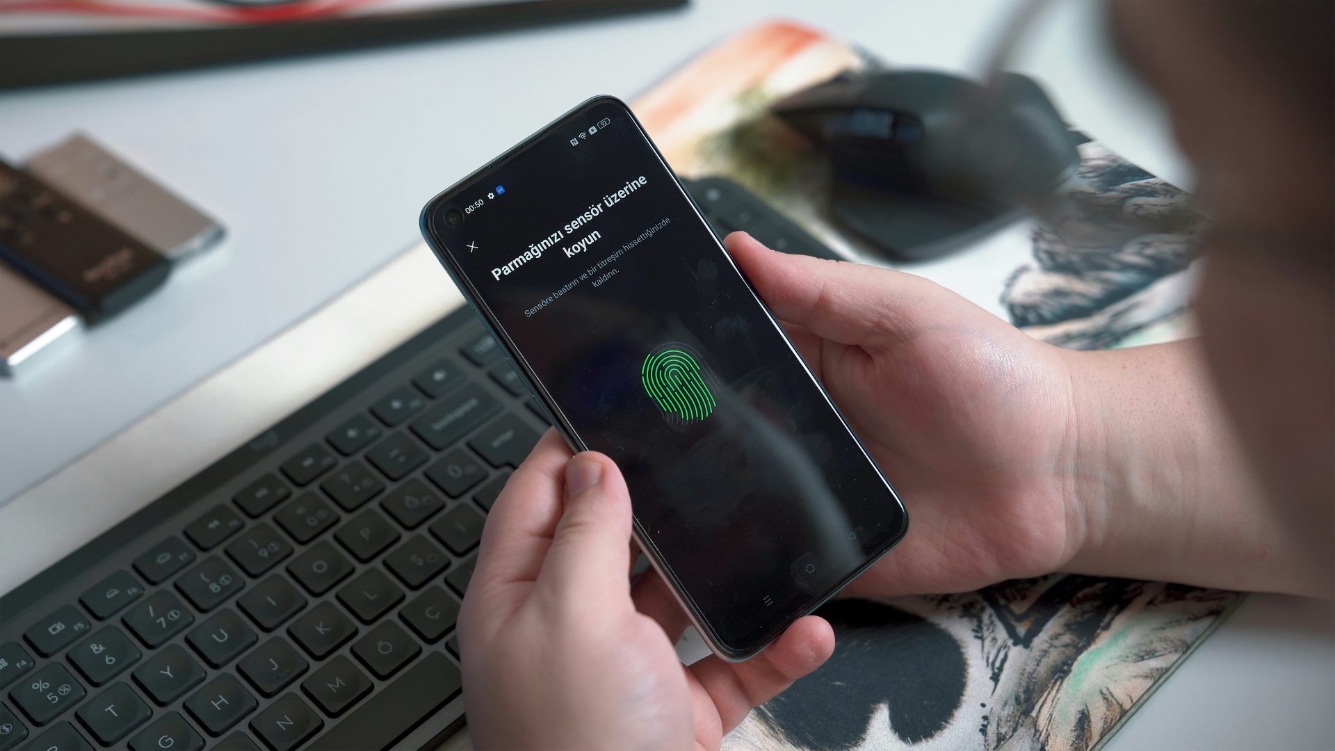 Smartphone con detección de huellas